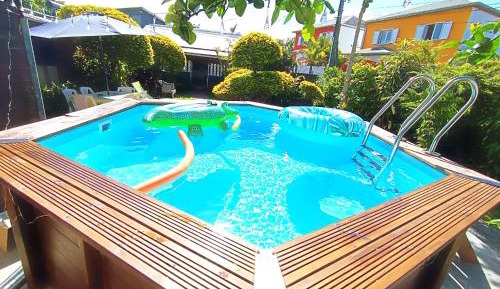 Villa with Garden View