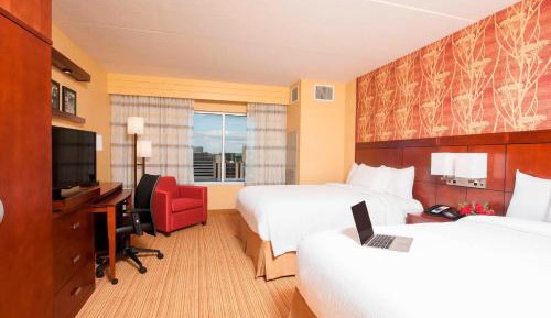 King Room - Hearing Accessible