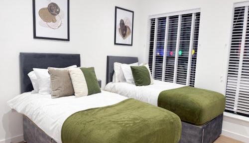 Deluxe Apartment