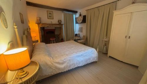 One-Bedroom Family Apartment