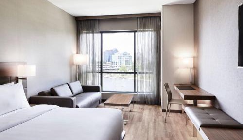 Guest room, 1 King, Sofa bed, City view