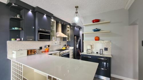 Three-Bedroom Apartment with Ocean View