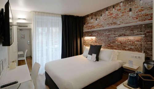 Classic Double Room