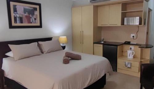 Comfort Queen Room