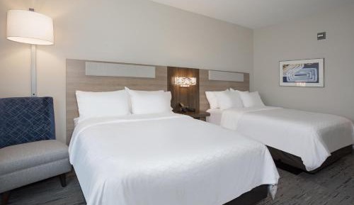 Standard Queen Room with Two Queen Beds