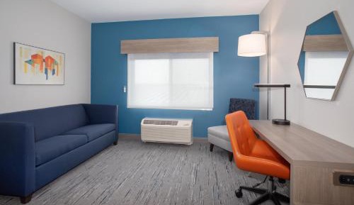Standard King Room with Extra Space
