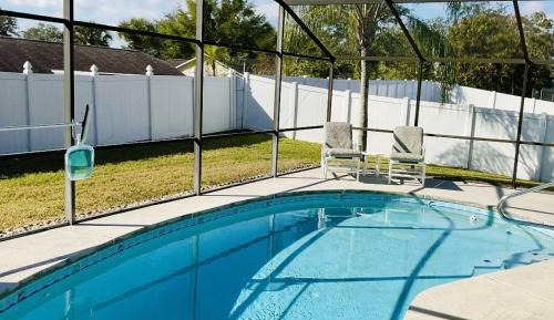 Three-Bedroom Holiday Home 
