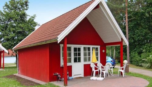 One-Bedroom Holiday Home