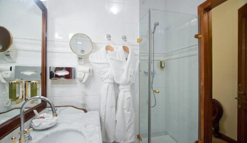 Bourgogne Room