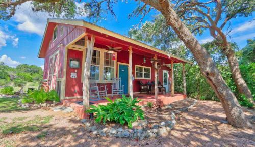 One-Bedroom Holiday Home