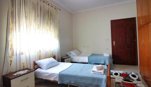 Triple Room with Garden View