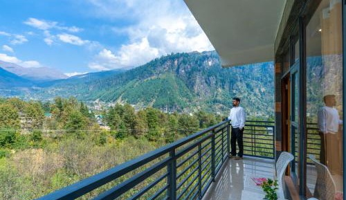 King Room with Mountain View