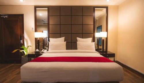 Deluxe Suite