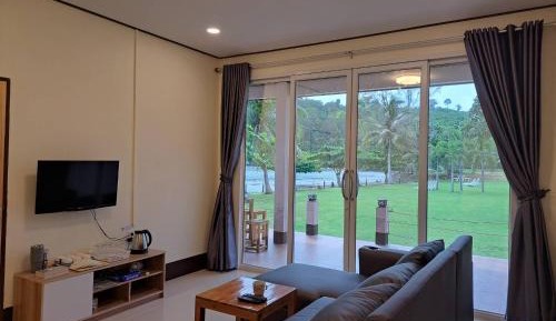Family Room with Sea View