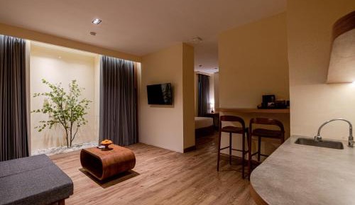King Suite