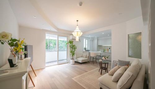 Two-Bedroom Apartment with Terrace
