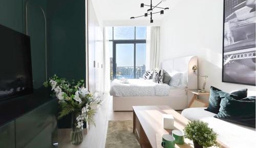 Studio Apartment with Balcony