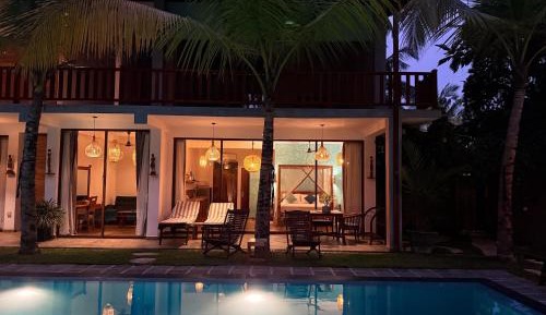 Junior Suite with Pool View