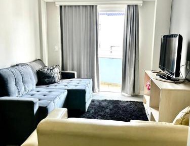 Apartment with Pool View 