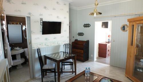 One-Bedroom Superior Apartment