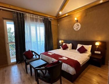 King Room with Mountain View