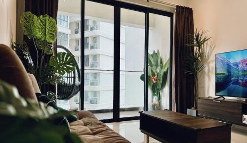 Two-Bedroom Apartment with Partial Ocean View