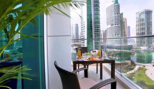 King Suite with View - High Floor - Includes daily access to Riva Beach Club with free shuttle service