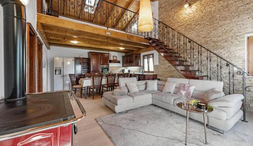 Three-Bedroom Holiday Home 