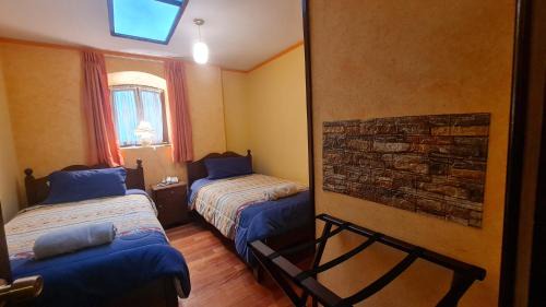 Twin Room with Shared Bathroom