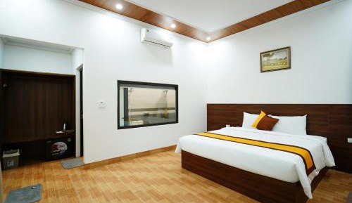 King Room with Pool View