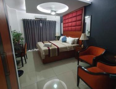 Studio Apartment with Balcony