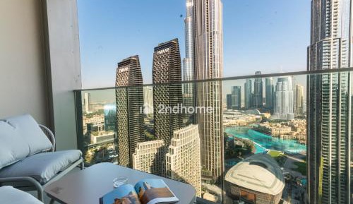 Three-Bedroom Premium Apartment with Balcony
