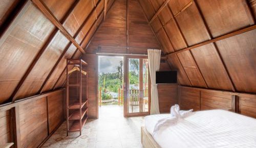 Triangle Room