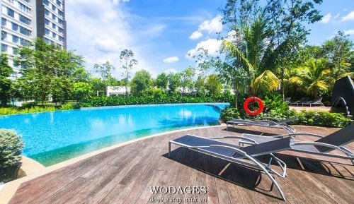 Two-Bedroom Apartment with Pool View
