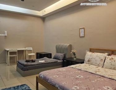Studio Apartment with Balcony