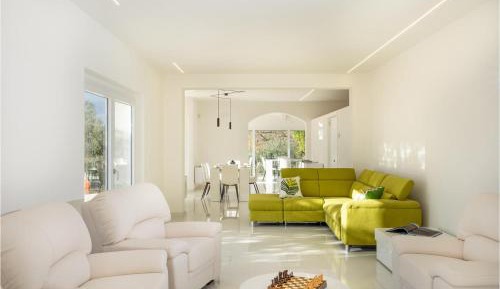 Six-Bedroom Holiday Home