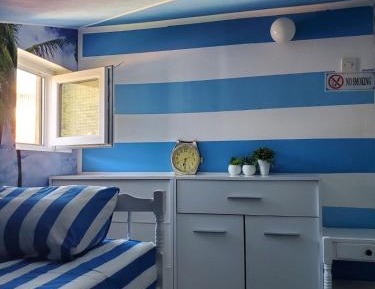 Room #442802910