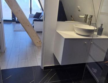 Apartment - Split Level
