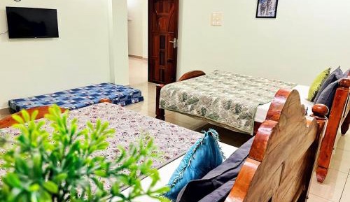 Deluxe Family Room