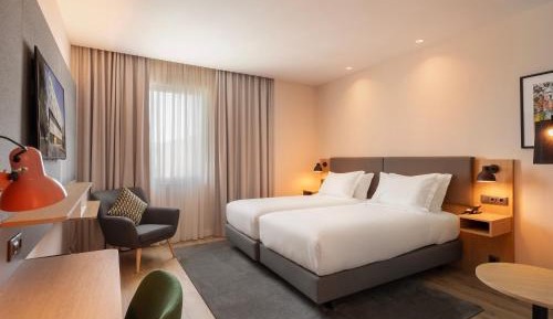 King Room with Pool View
