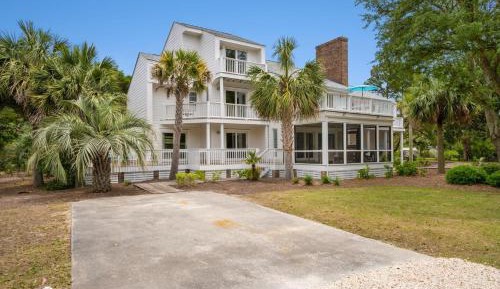 Six-Bedroom House