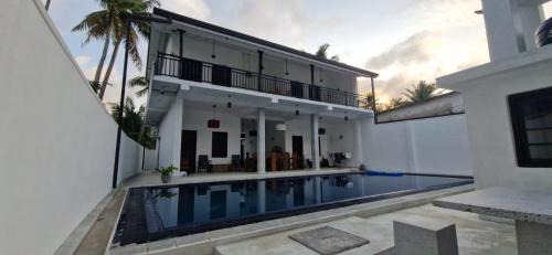 Triple Room with Pool View