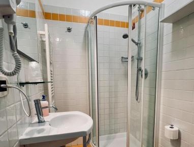 Standard Double or Twin Room with Garden View