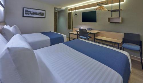 Standard Double Room with Two Double Beds and City View