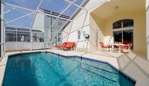 Four-Bedroom Holiday Home