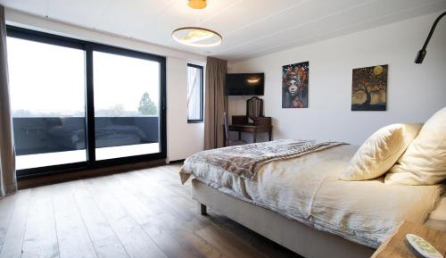 King Room with Garden View