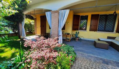 Two-Bedroom Apartment with Garden View