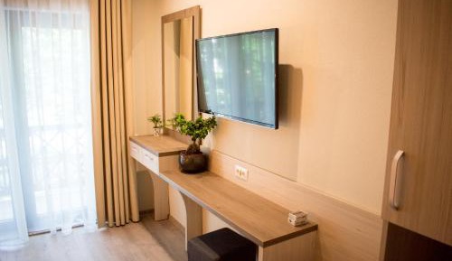 Queen Room with Balcony