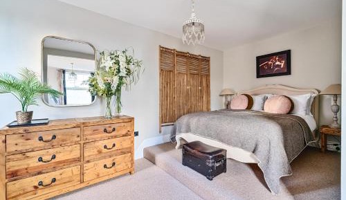 Superior King Room