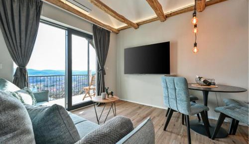 One-Bedroom Holiday Home